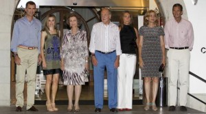 Posado de la familia real al completo el 5 de agosto de 2011